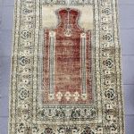 987 1371 ORIENTAL RUG